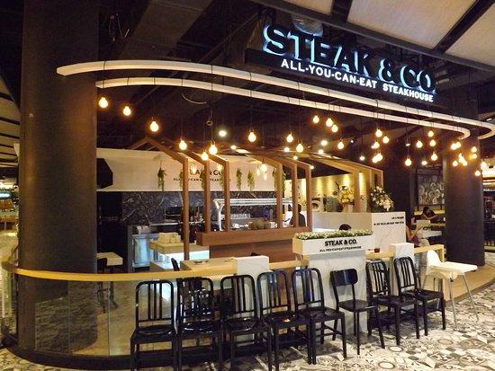 Steak & Co